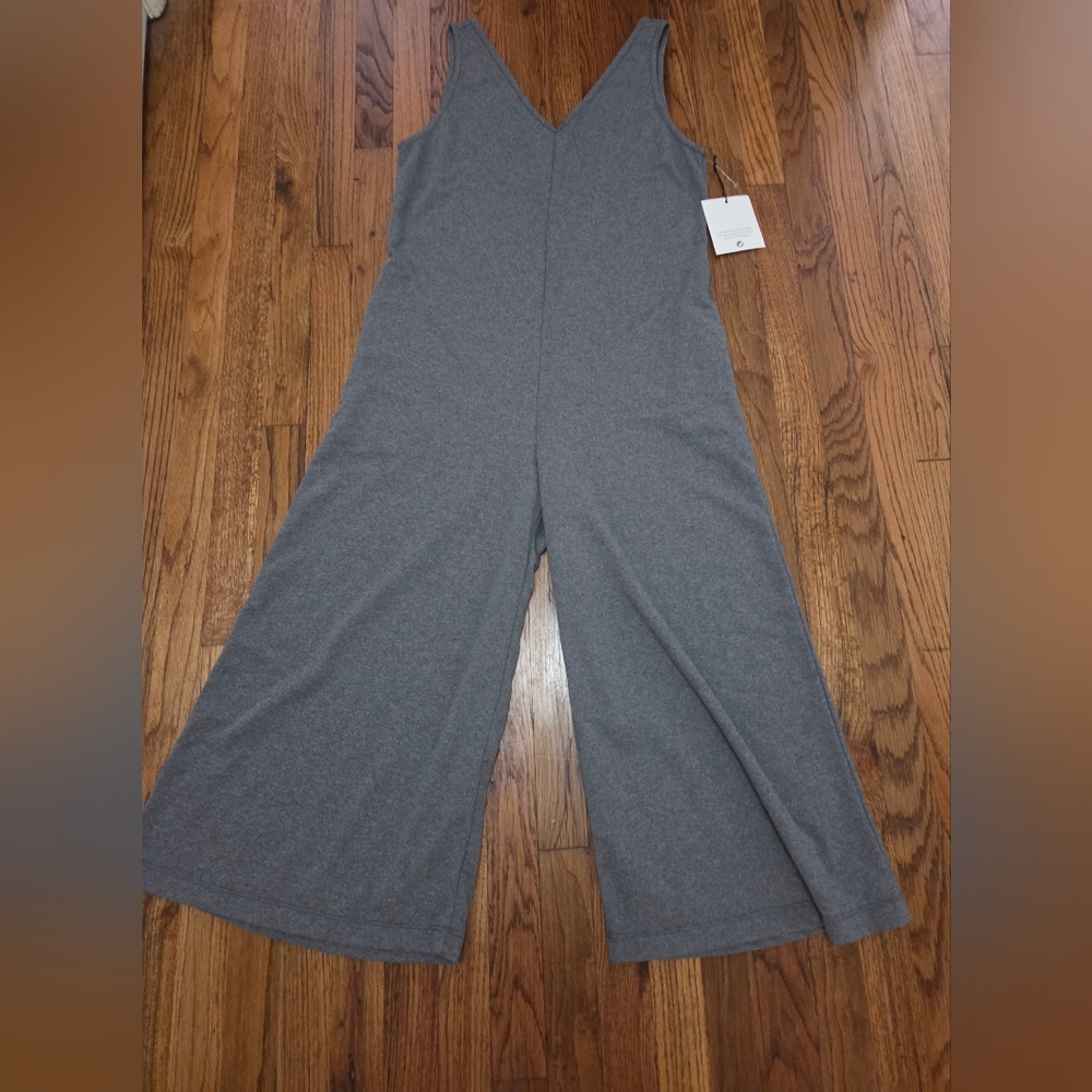 Mohnton Made Gray Sleeveless Jumpsuit- Medium NWT - Picture 2 of 15